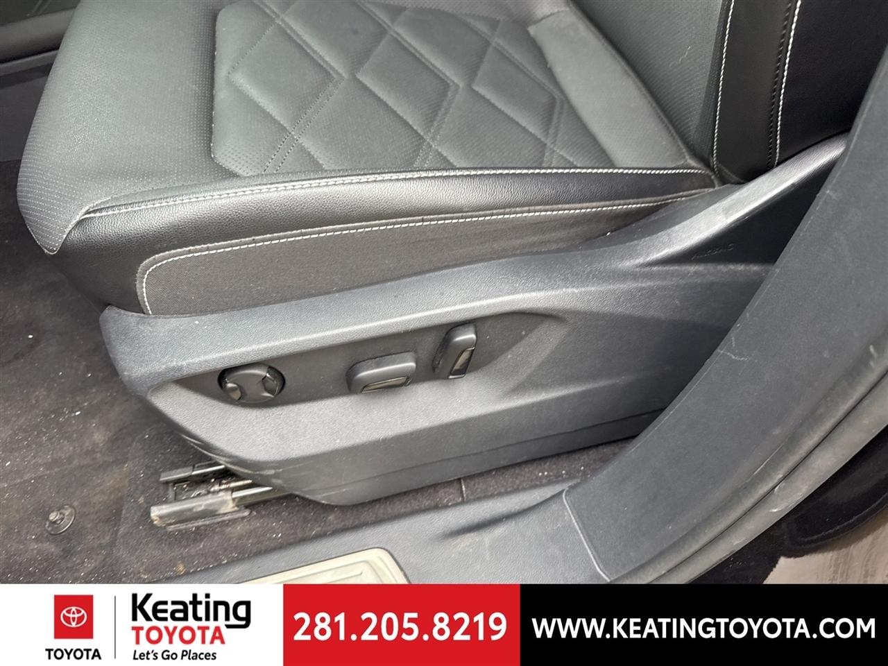 Volkswagen Atlas SE w/Technology 2025