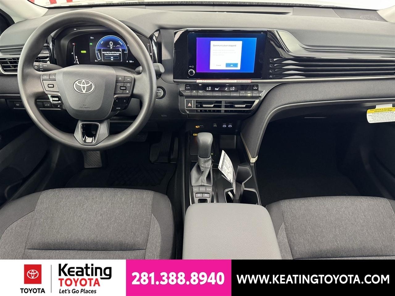 Toyota Camry Hybrid XLE 2026