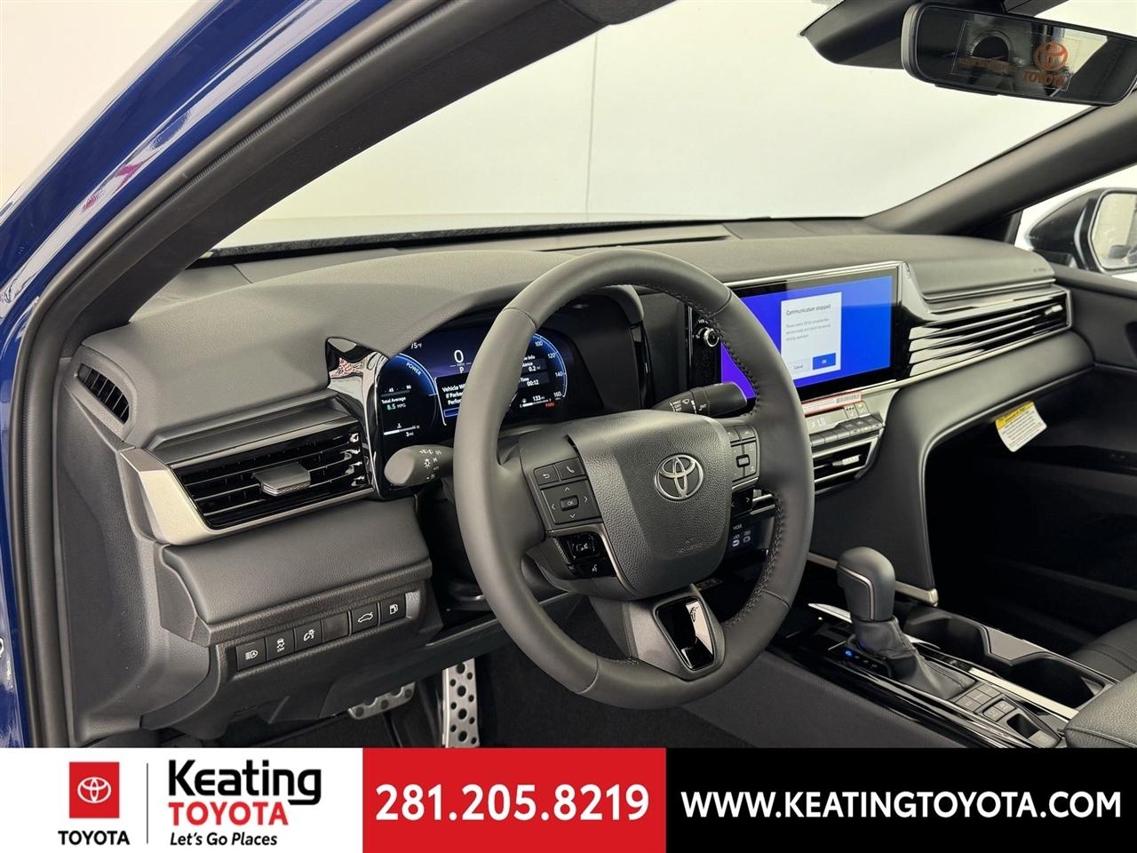 Toyota Camry Hybrid XLE 2026