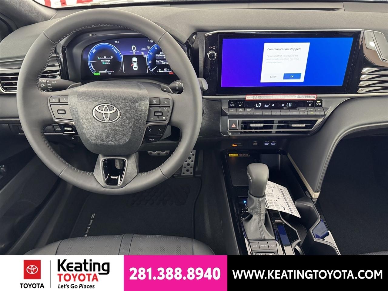Toyota Camry Hybrid XLE 2026