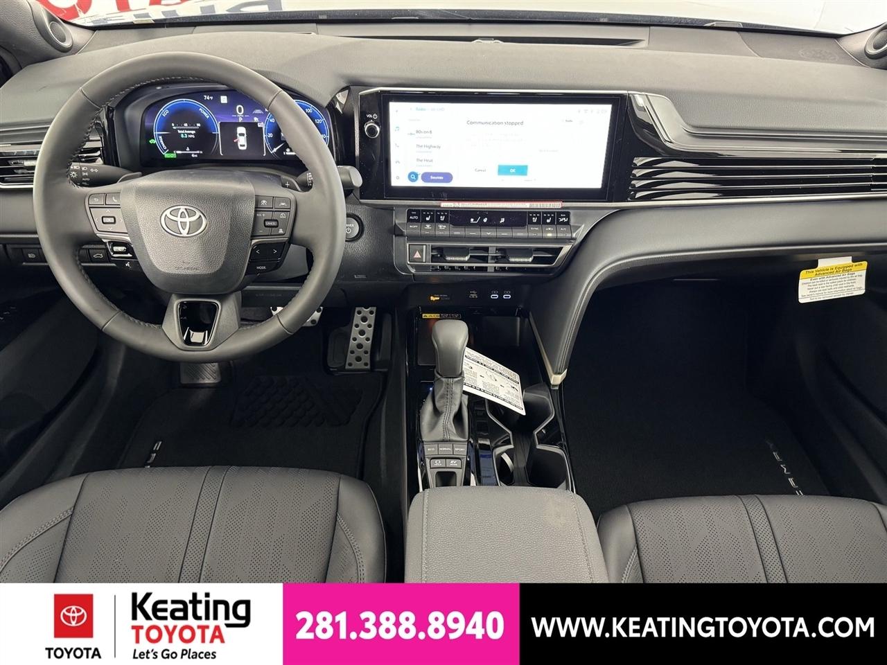Toyota Camry Hybrid XLE 2026
