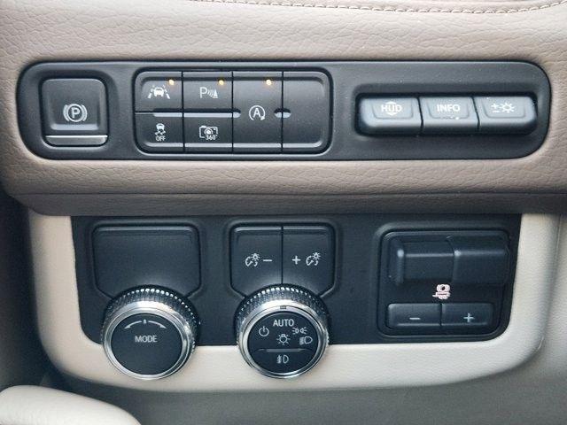 GMC Yukon Denali 2WD 2024