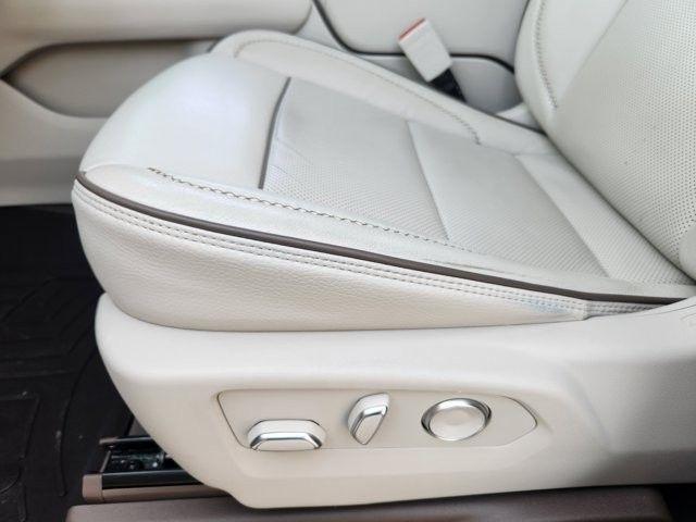 GMC Yukon Denali 2WD 2024