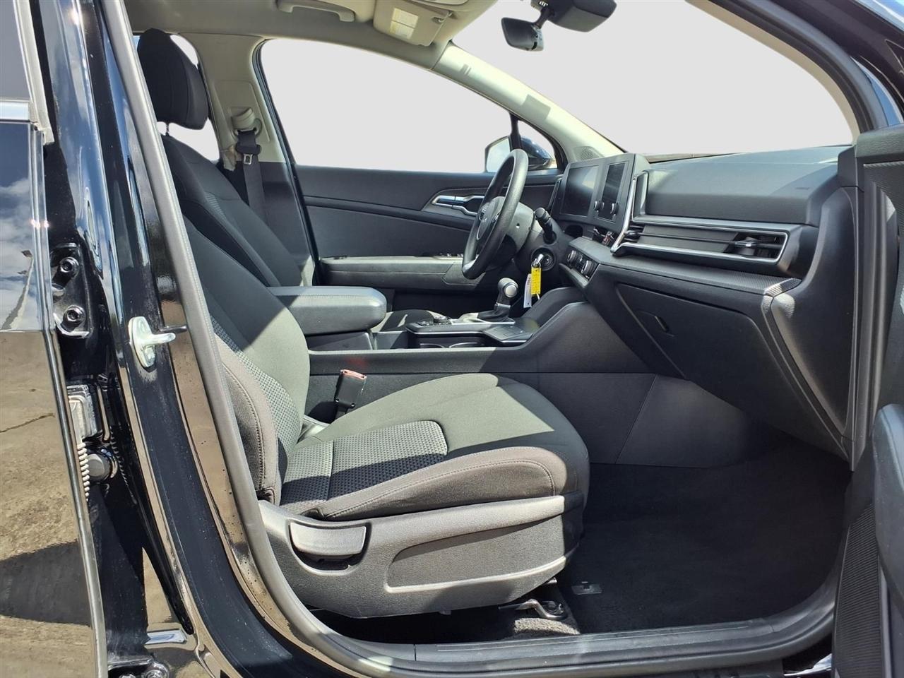 Kia Sportage LX AWD 2025