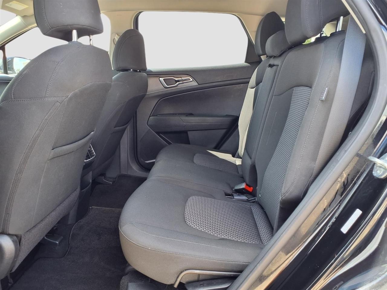 Kia Sportage LX AWD 2025