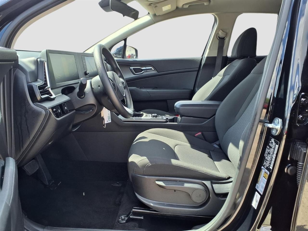 Kia Sportage LX AWD 2025