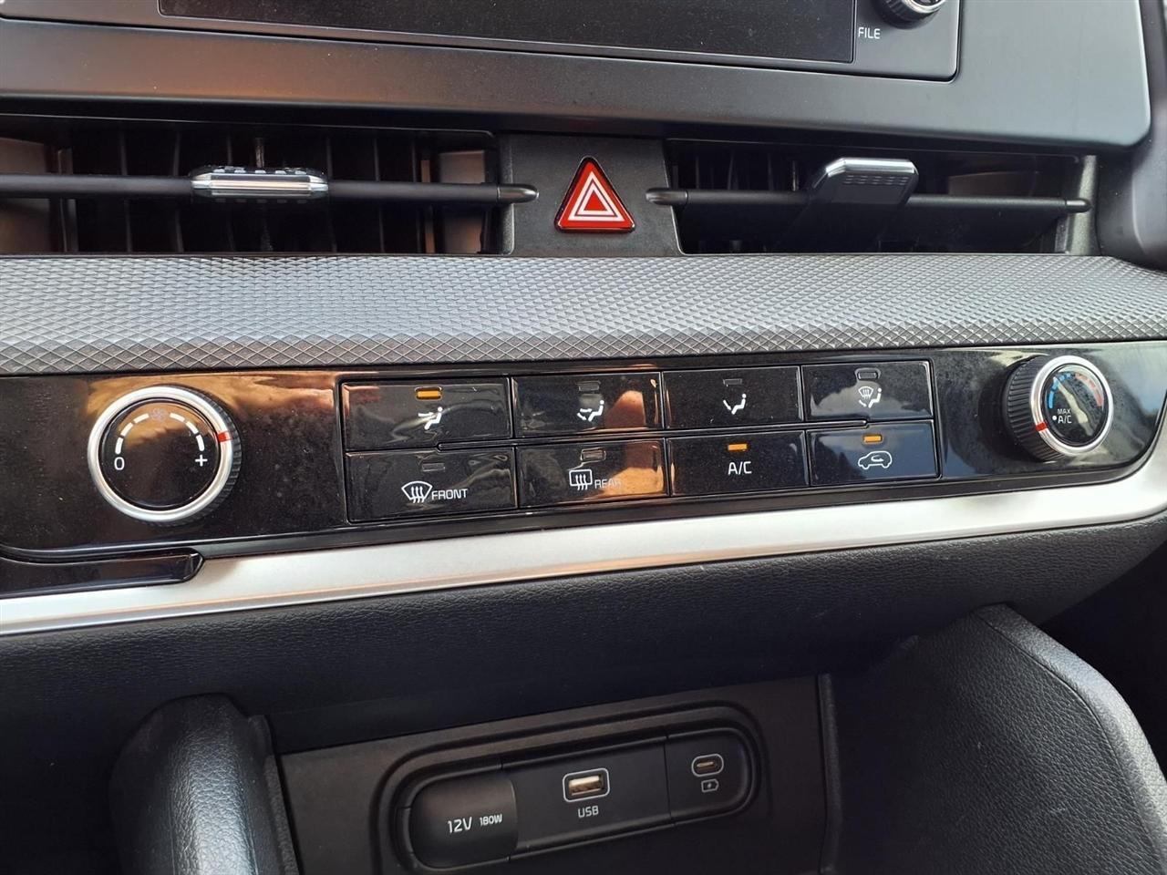 Kia Sportage LX AWD 2025