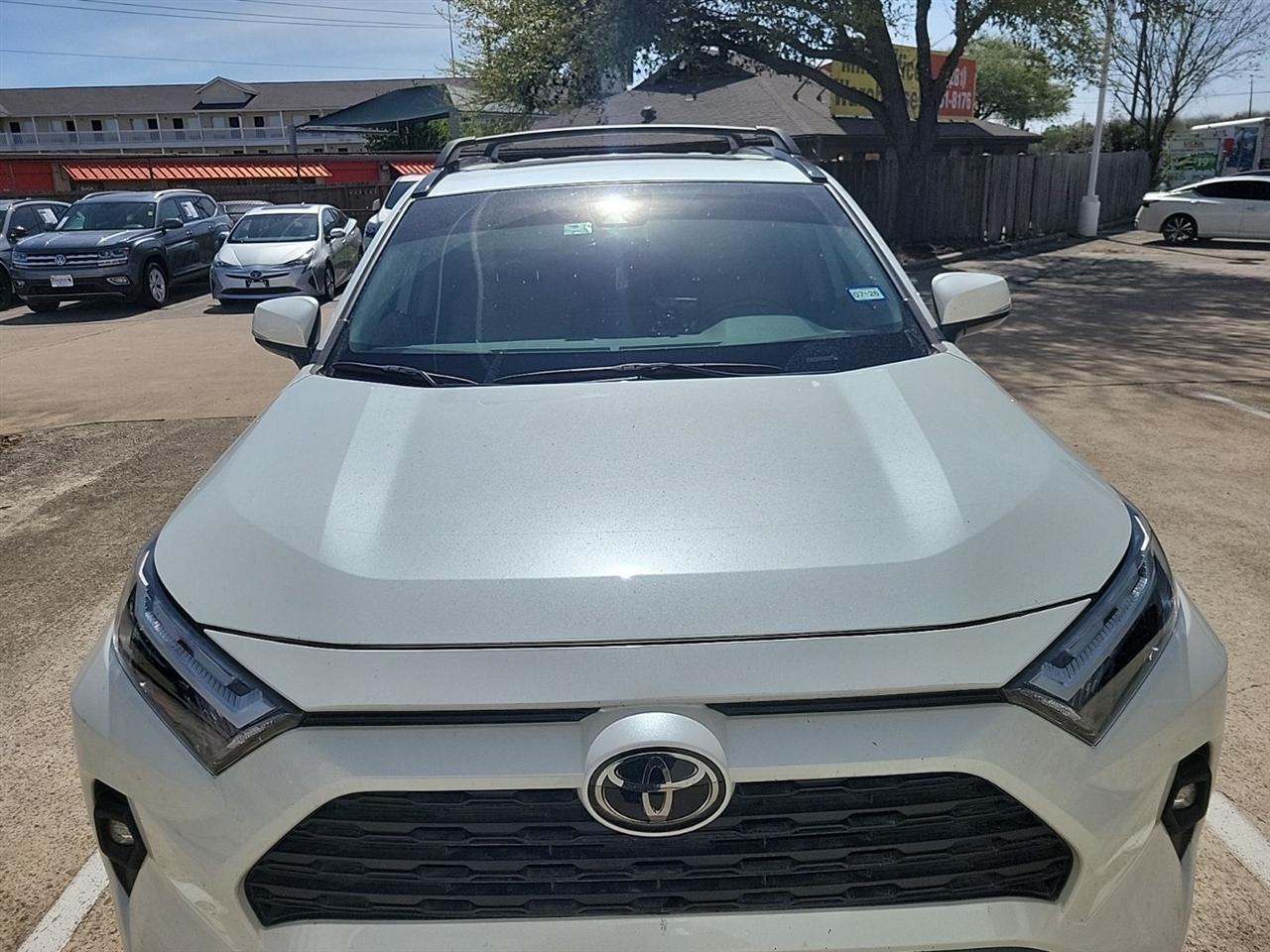 Toyota RAV4 XLE Premium 2023