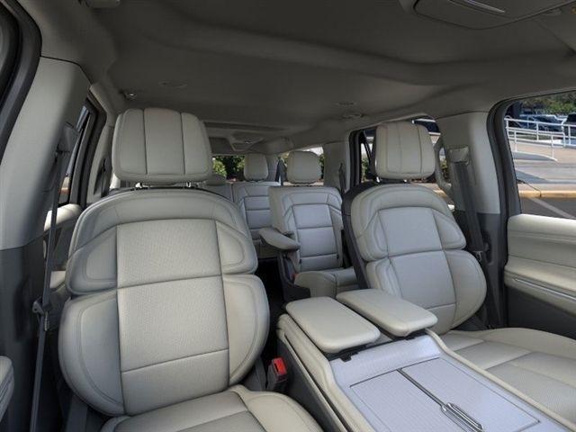 Lincoln Navigator L Premiere 2026