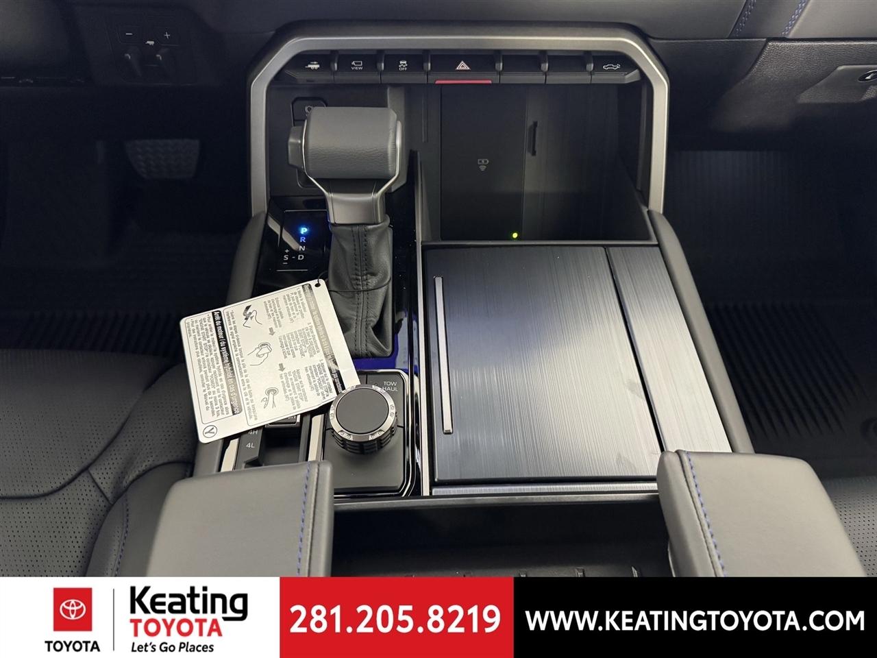 Toyota Tundra Platinum CrewMax 4WD 2026