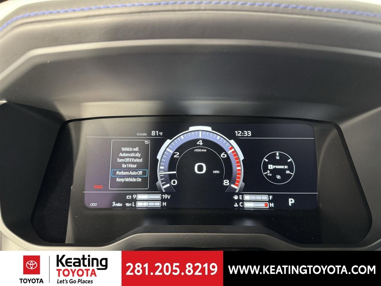 Toyota Tundra Platinum CrewMax 4WD 2026