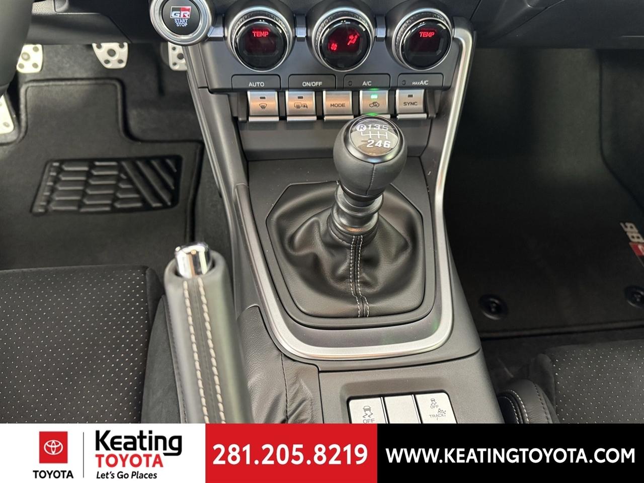 Toyota GR86 Premium 6M 2026