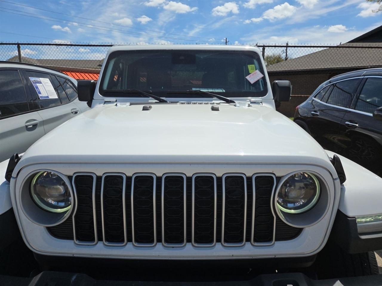 Jeep Wrangler Sahara 2025