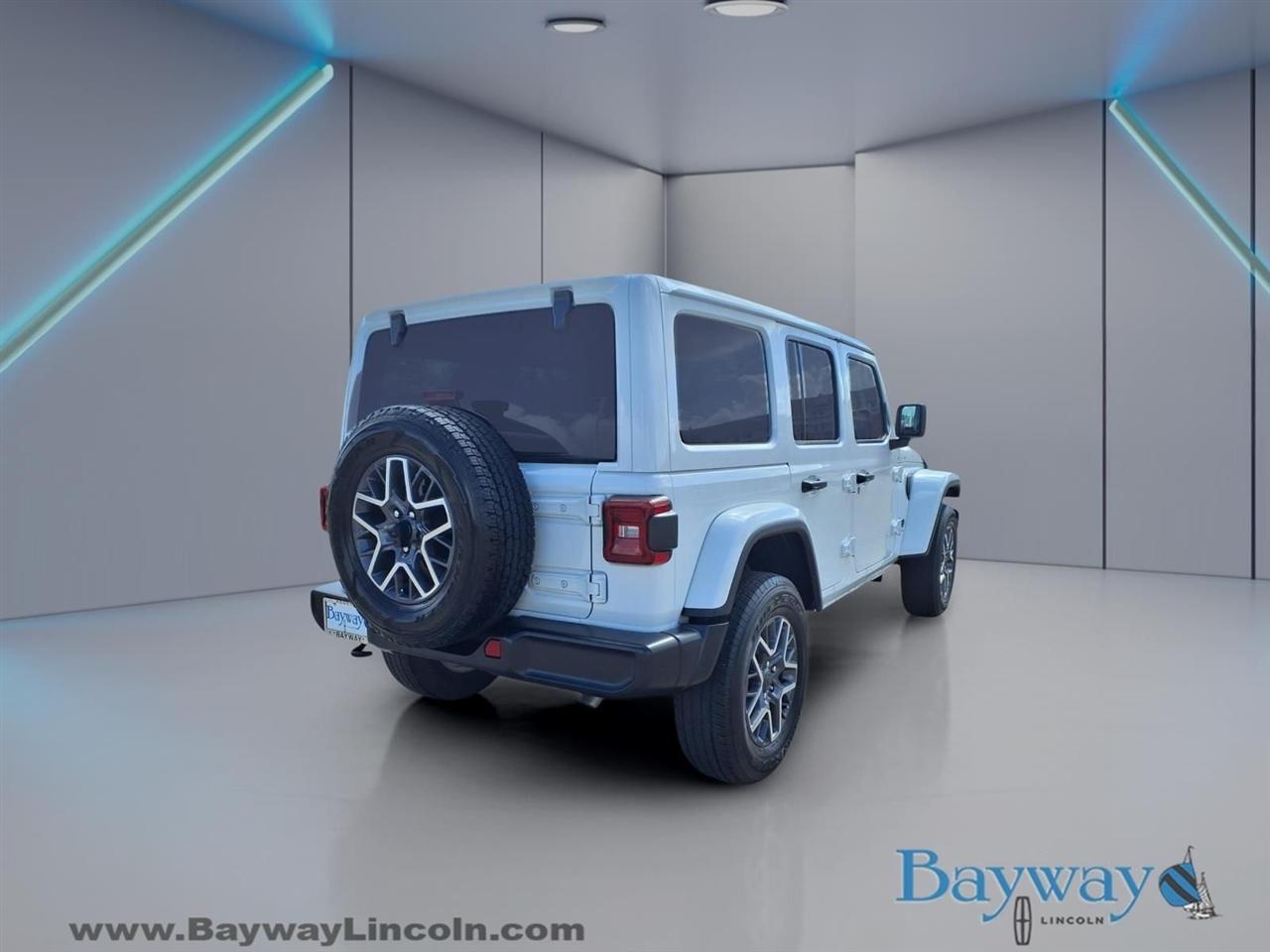 Jeep Wrangler Sahara 2025