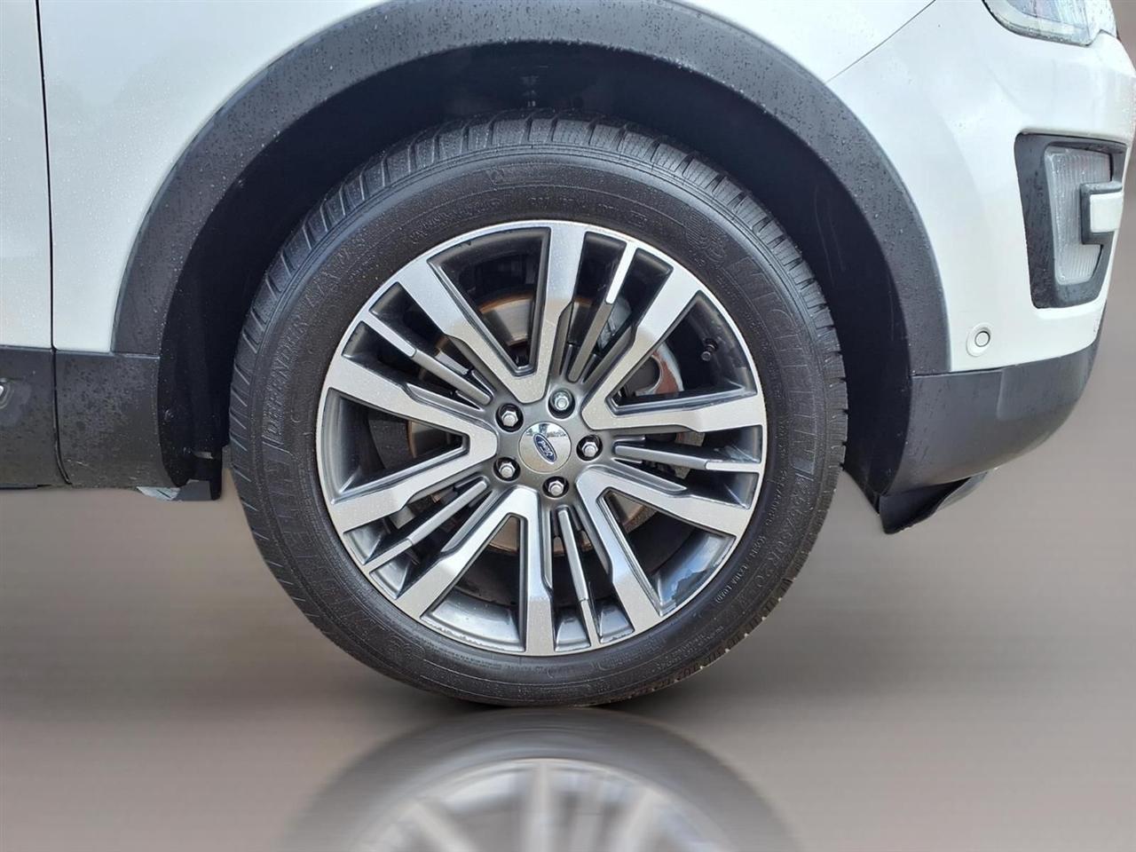 Ford Explorer Platinum AWD 2017