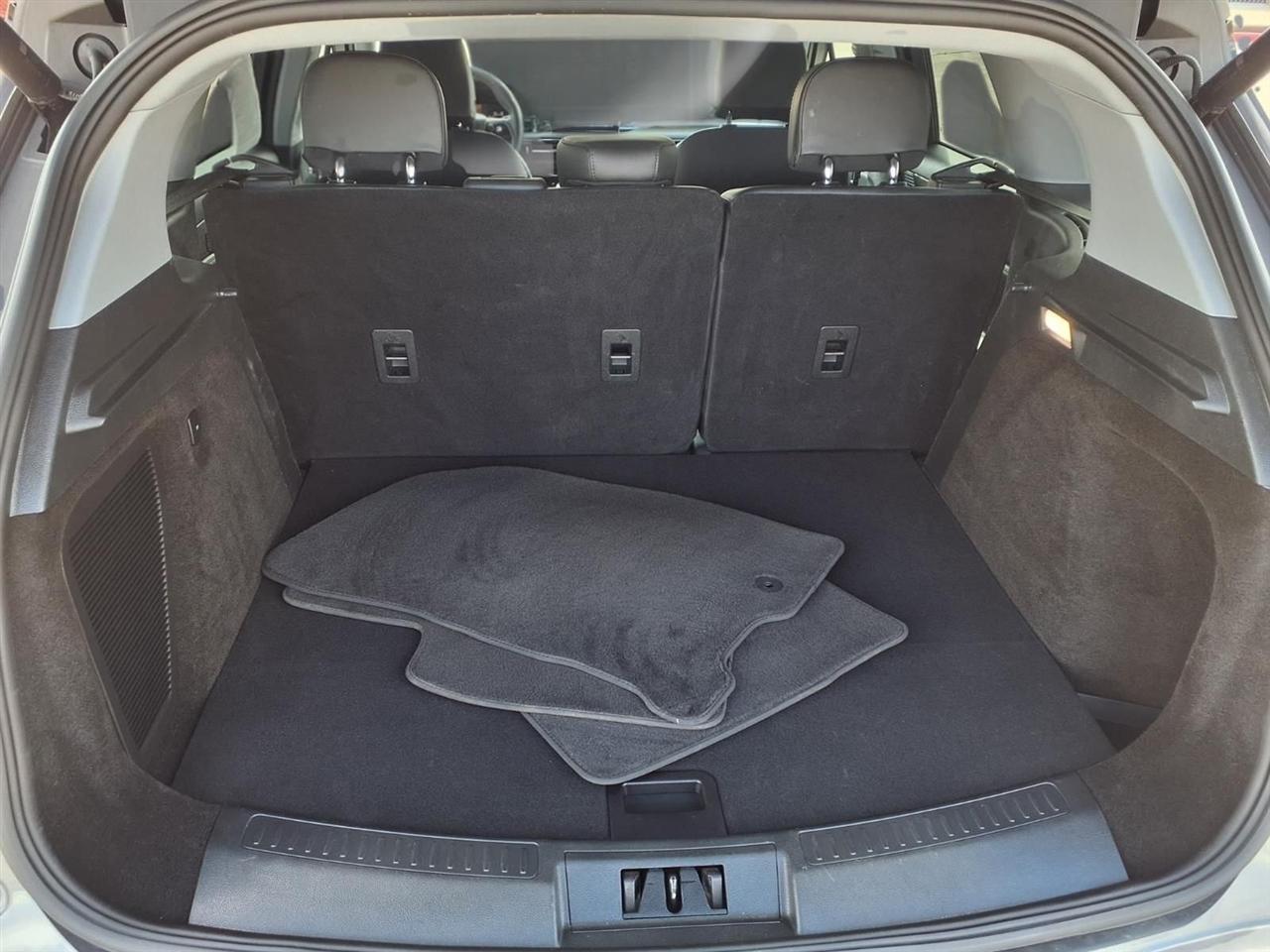 Lincoln Corsair Base 2022