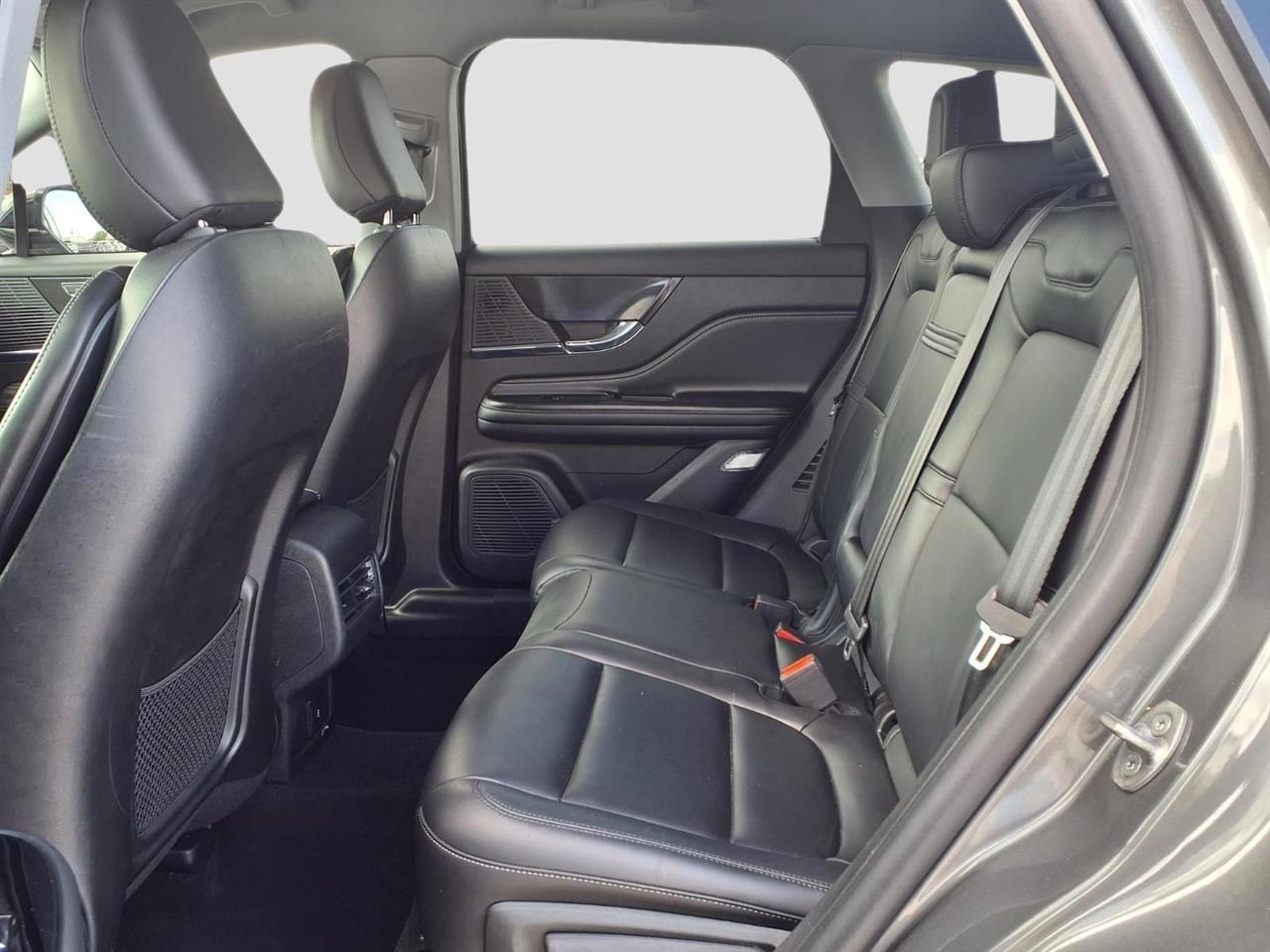 Lincoln Corsair Base 2022