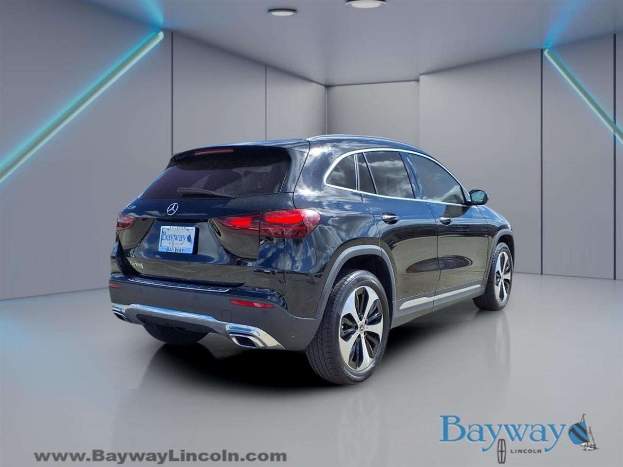 Mercedes-Benz GLA-Class GLA250 2025