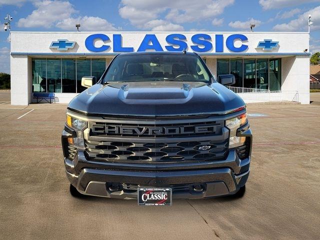 Chevrolet Silverado 1500 Custom Crew Cab 4WD 2024