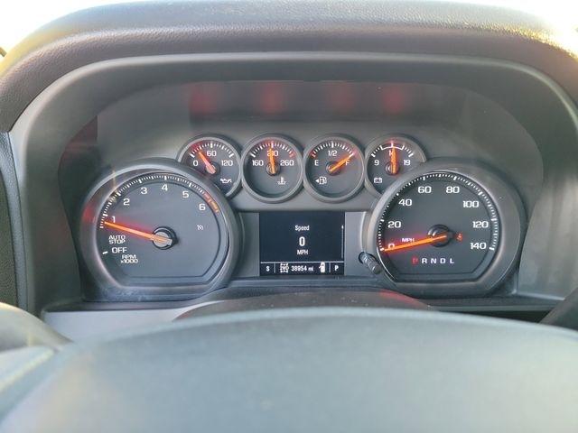 Chevrolet Silverado 1500 Custom Crew Cab 4WD 2024