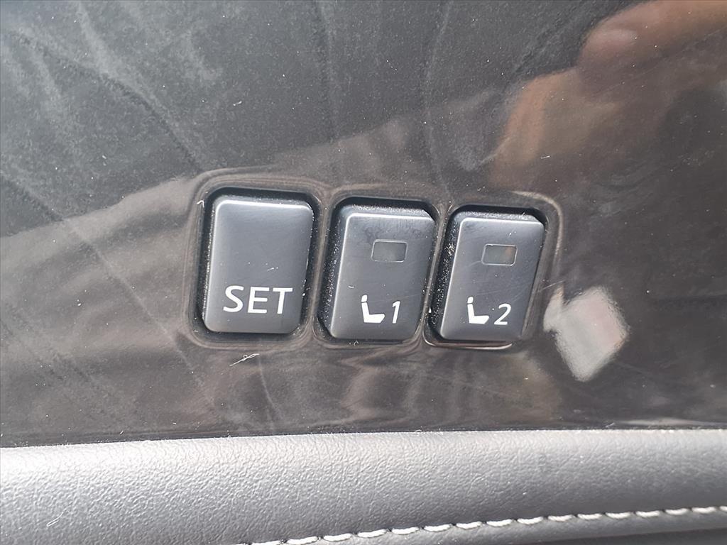 Infiniti QX80 LUXE 4WD 2024