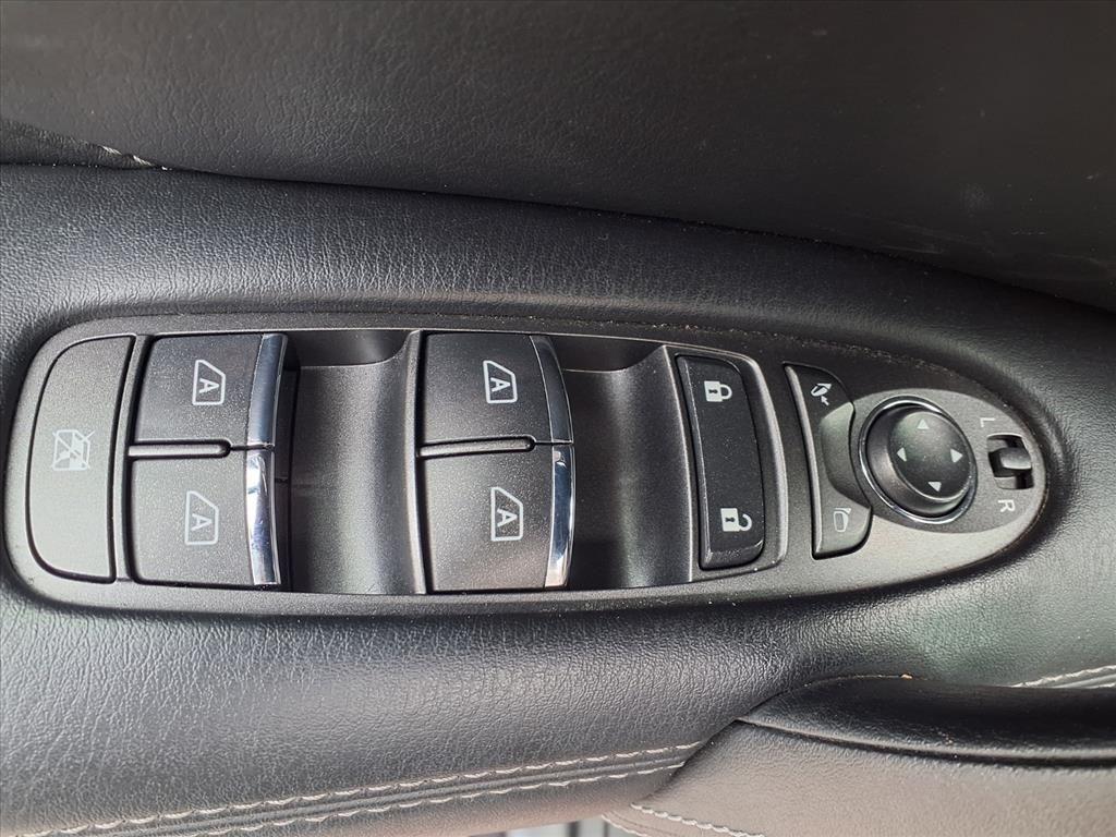 Infiniti QX80 LUXE 4WD 2024