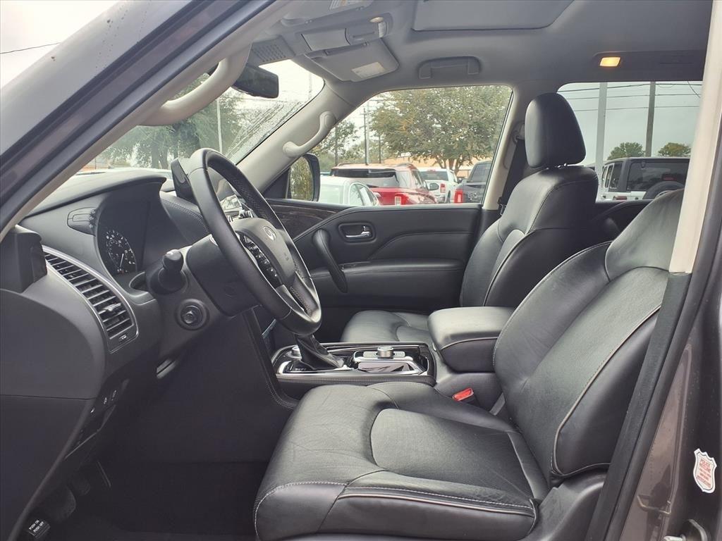 Infiniti QX80 LUXE 4WD 2024