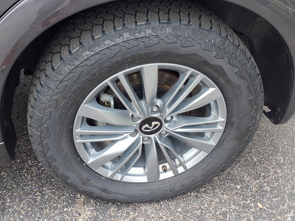 Infiniti QX80 LUXE 4WD 2024