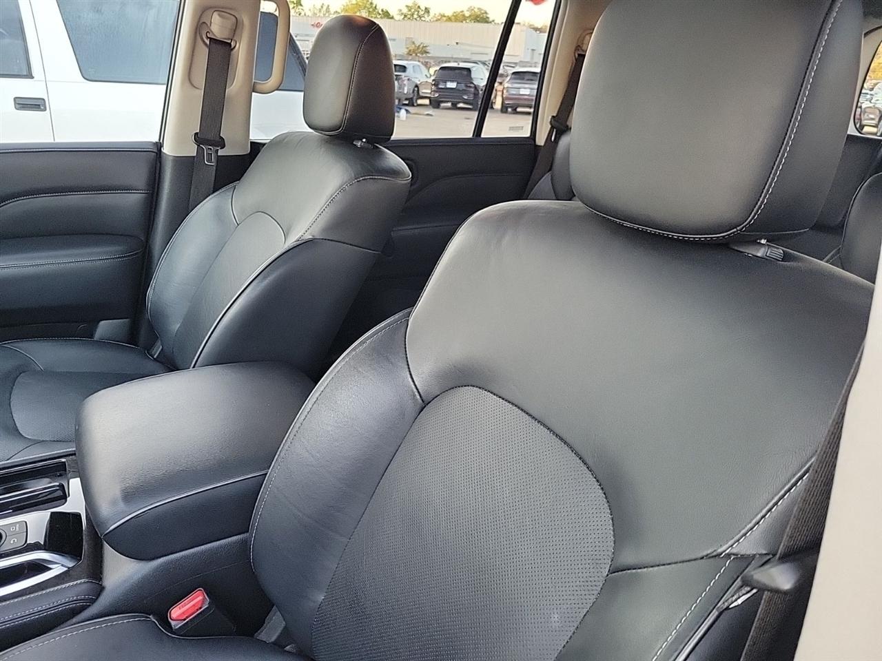 Infiniti QX80 LUXE 4WD 2024