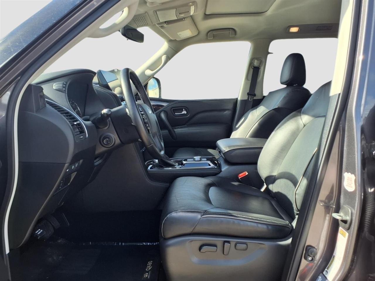 Infiniti QX80 LUXE 4WD 2024