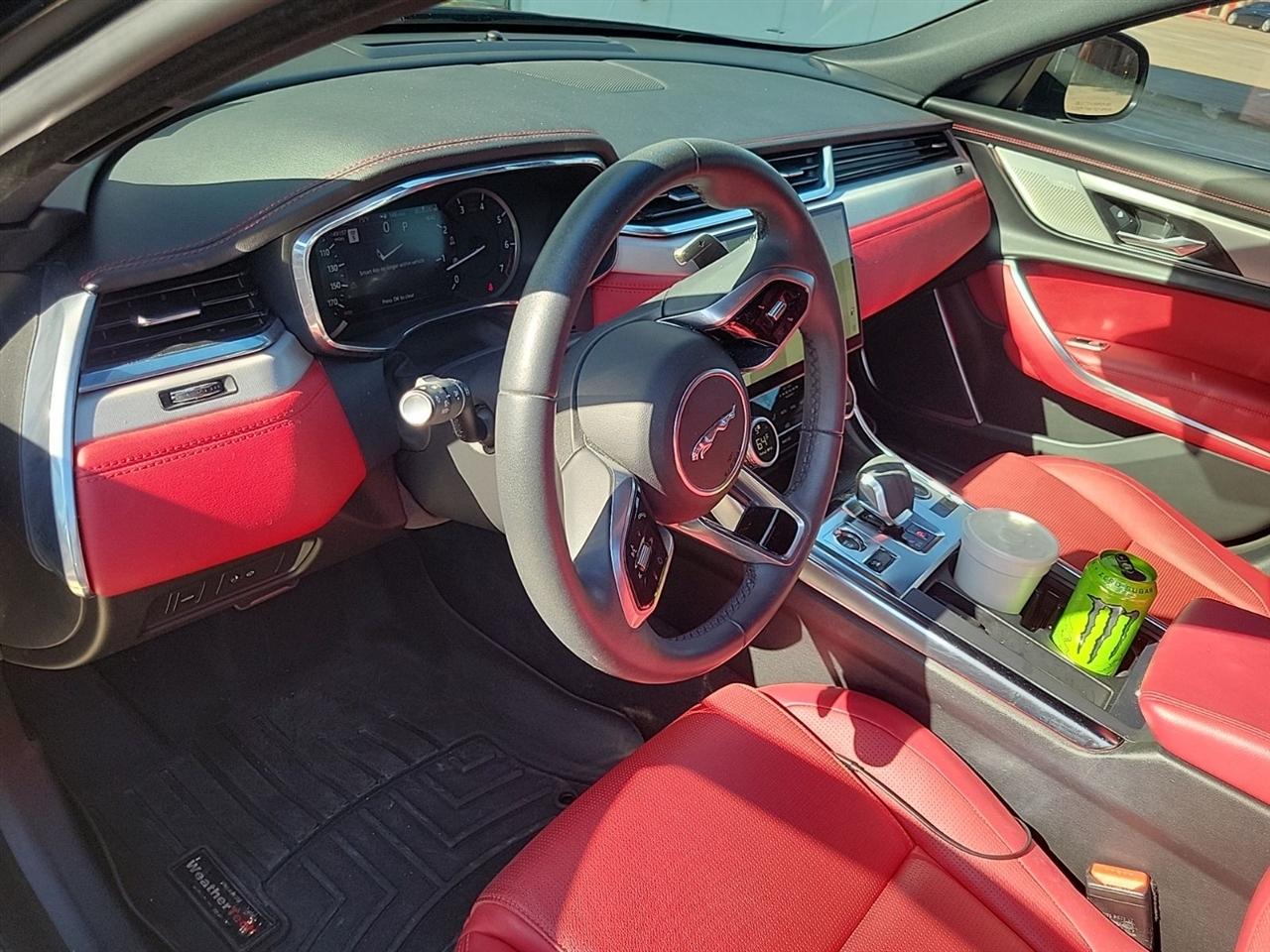 Jaguar XF-Series P300 R-Dynamic SE AWD 2024