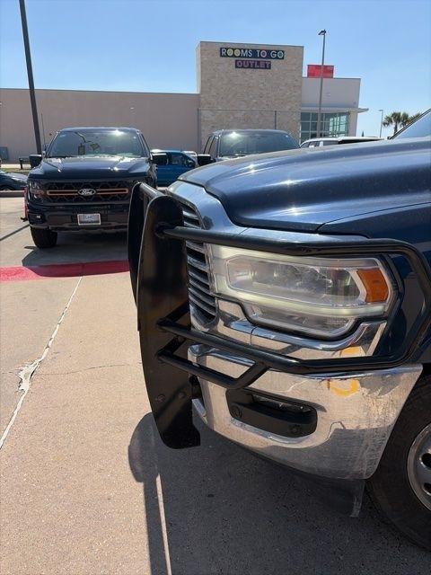 RAM 3500 Laramie Crew Cab LWB 4WD DRW 2019