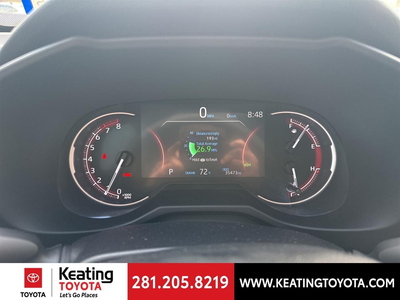 Toyota RAV4 XLE Premium 2024