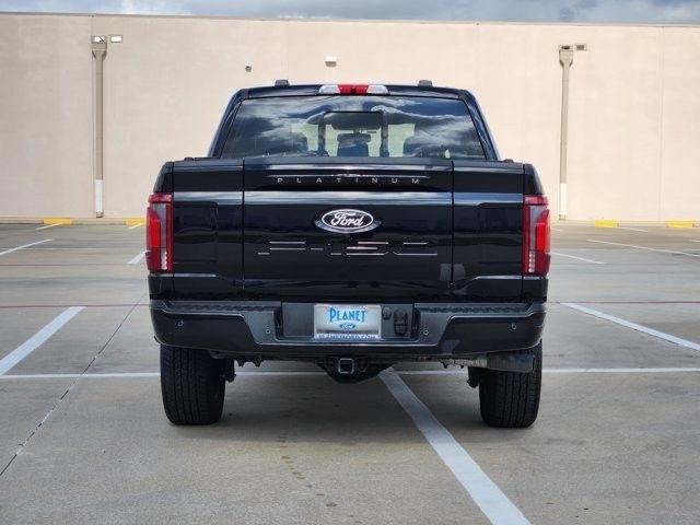 Ford F-150 Platinum SuperCrew 4WD 2025