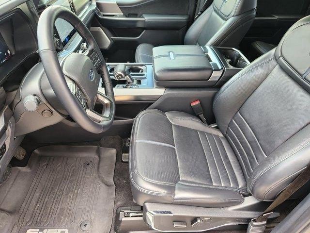 Ford F-150 Platinum SuperCrew 4WD 2025