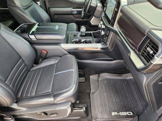 Ford F-150 Platinum SuperCrew 4WD 2025