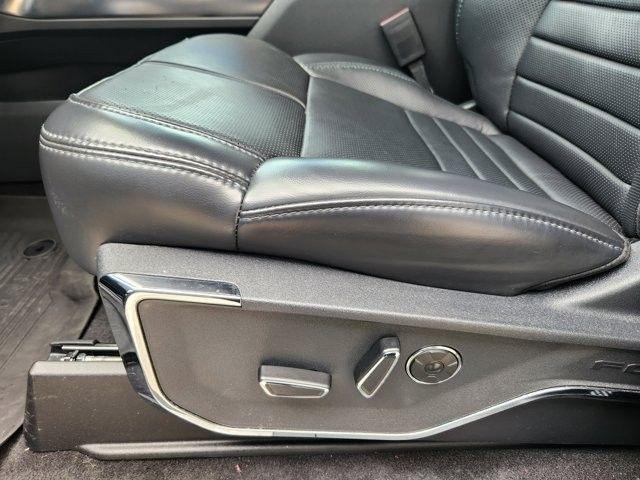 Ford F-150 Platinum SuperCrew 4WD 2025