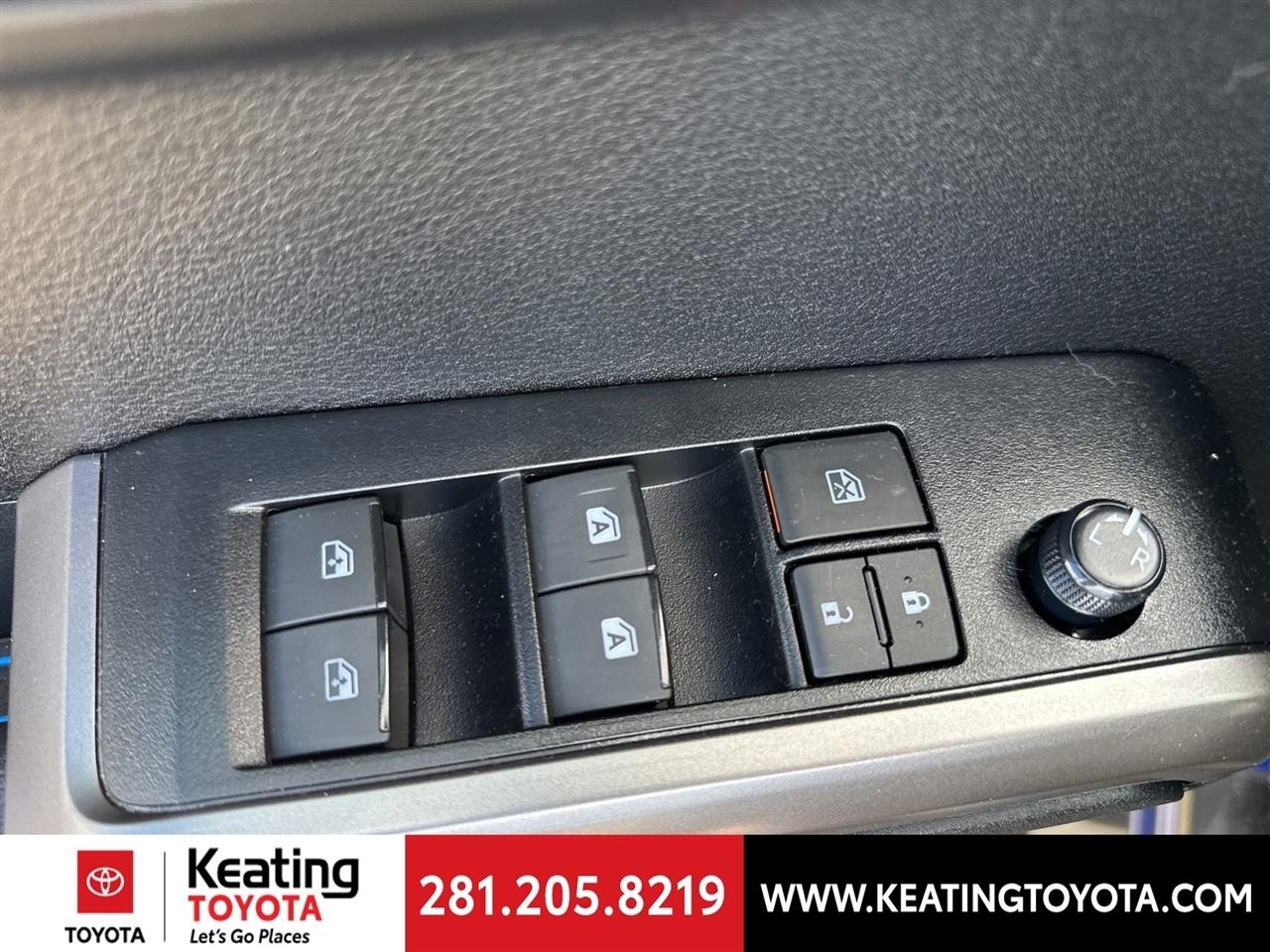 Toyota Tacoma SR5 Double Cab Long Bed V6 6AT 2WD 2023