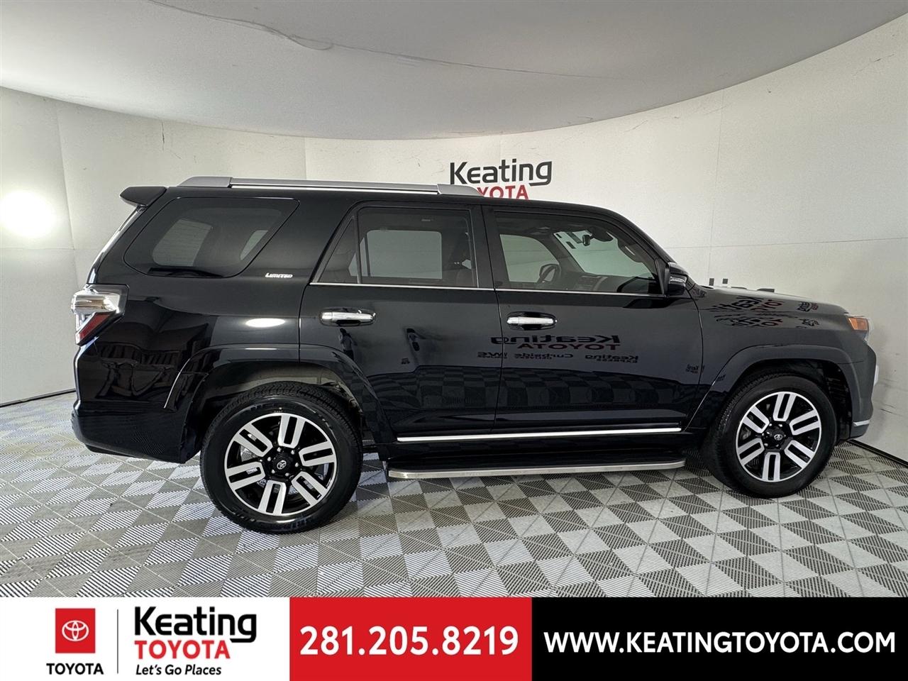 Toyota 4Runner Limited 2WD 2024