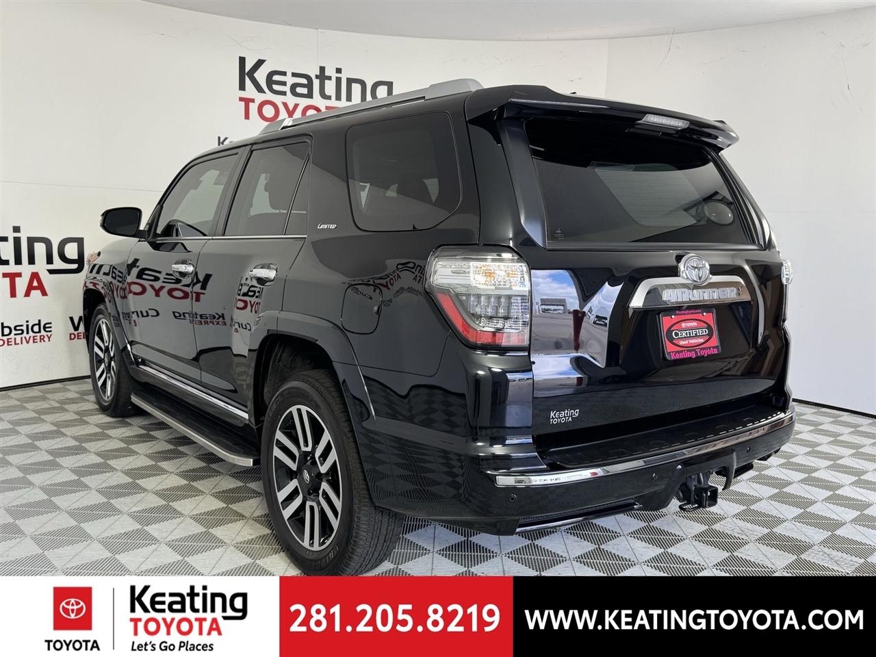 Toyota 4Runner Limited 2WD 2024