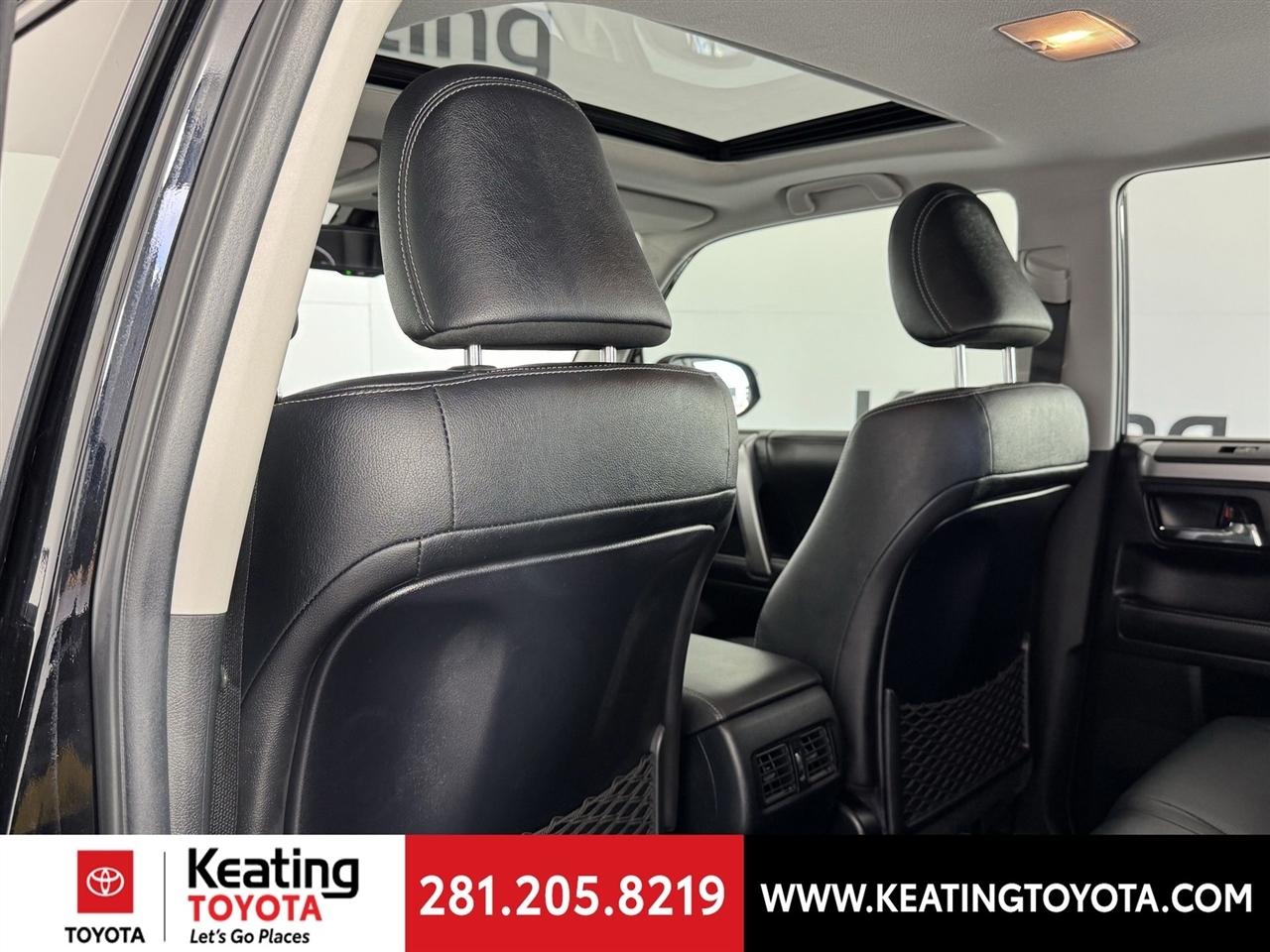 Toyota 4Runner Limited 2WD 2024