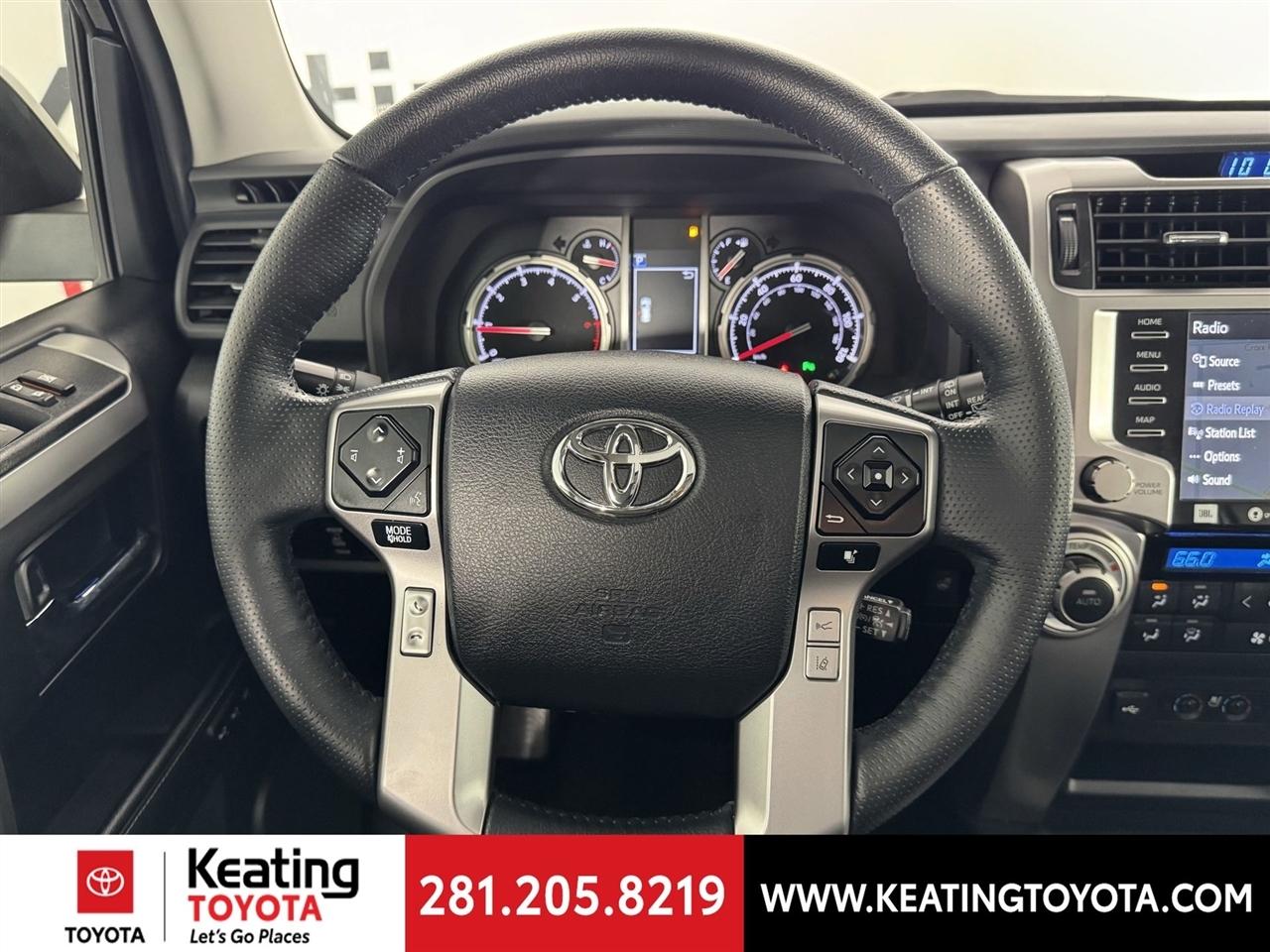 Toyota 4Runner Limited 2WD 2024