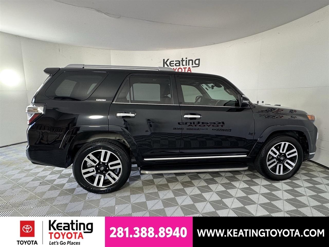 Toyota 4Runner Limited 2WD 2024