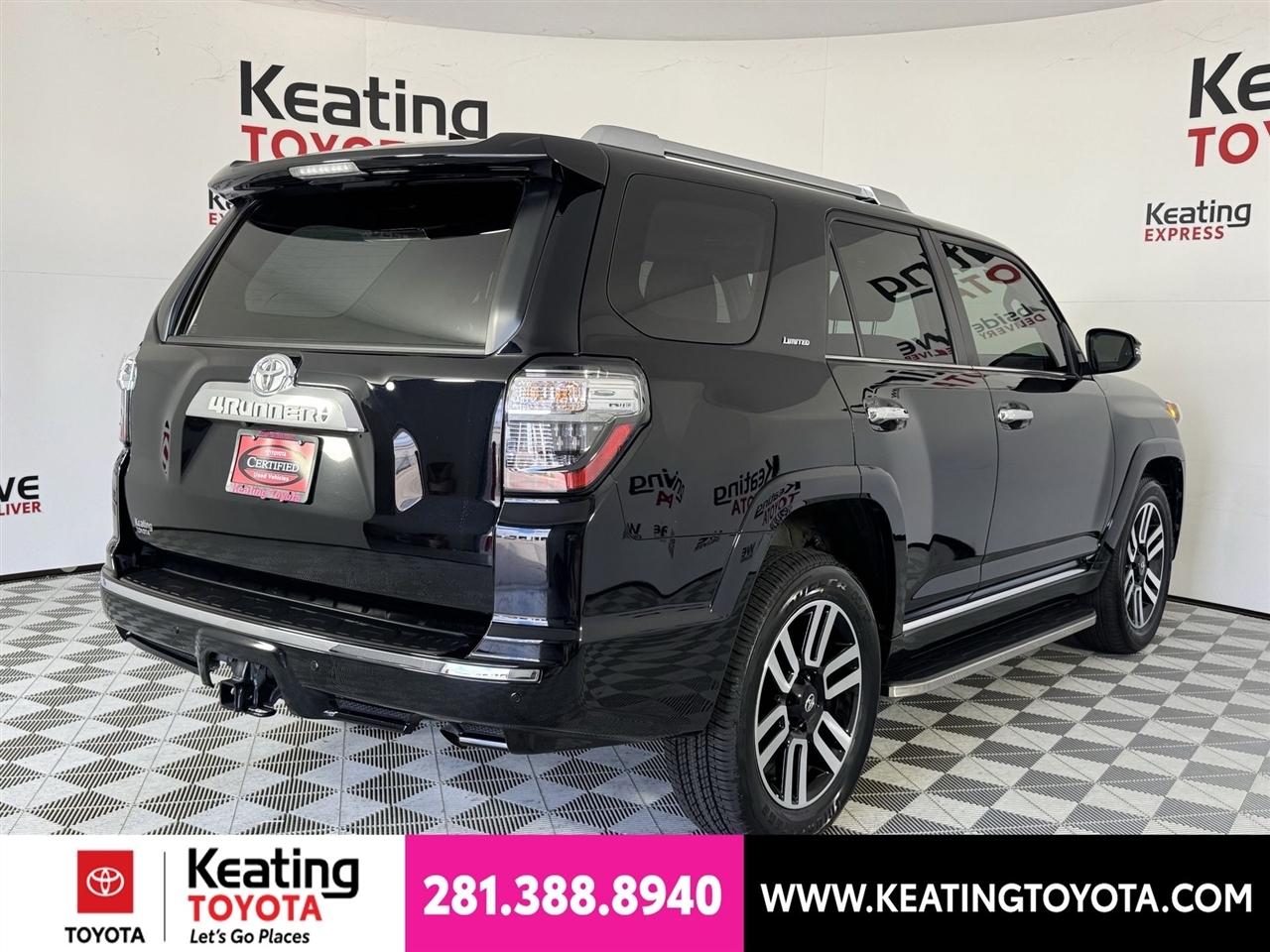 Toyota 4Runner Limited 2WD 2024