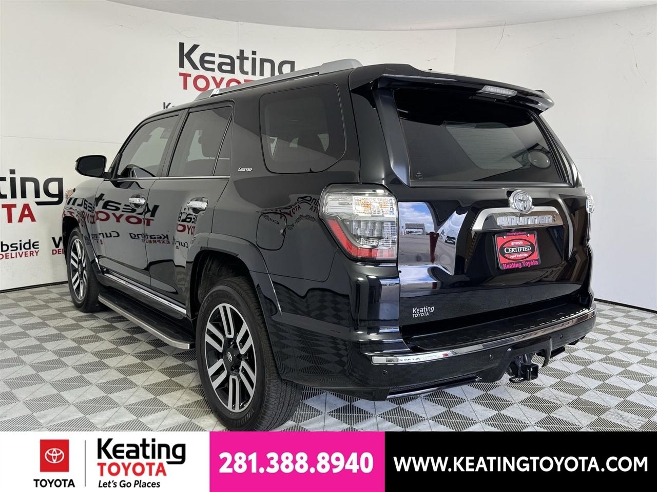 Toyota 4Runner Limited 2WD 2024