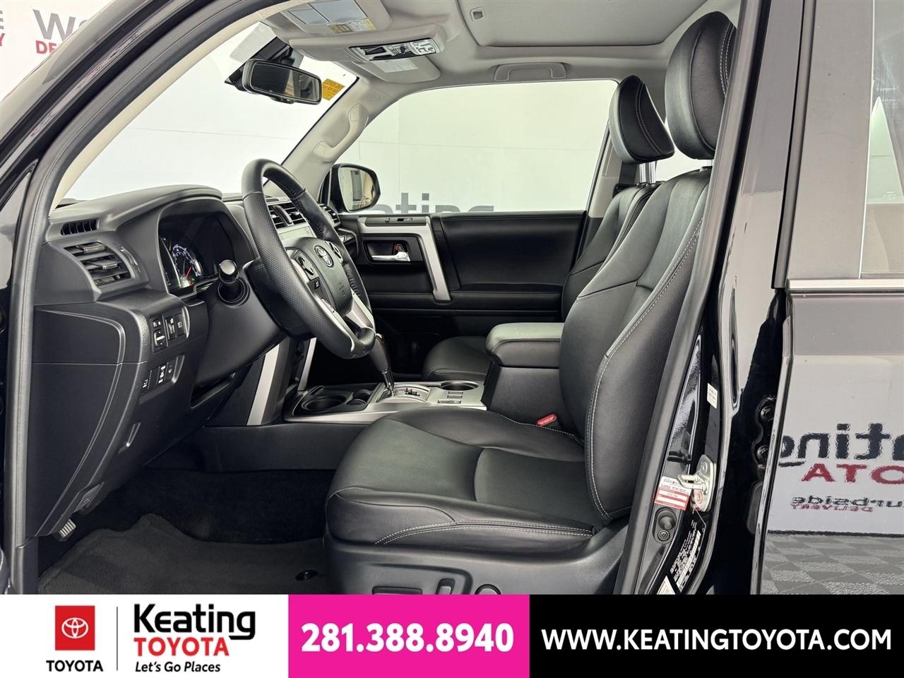 Toyota 4Runner Limited 2WD 2024