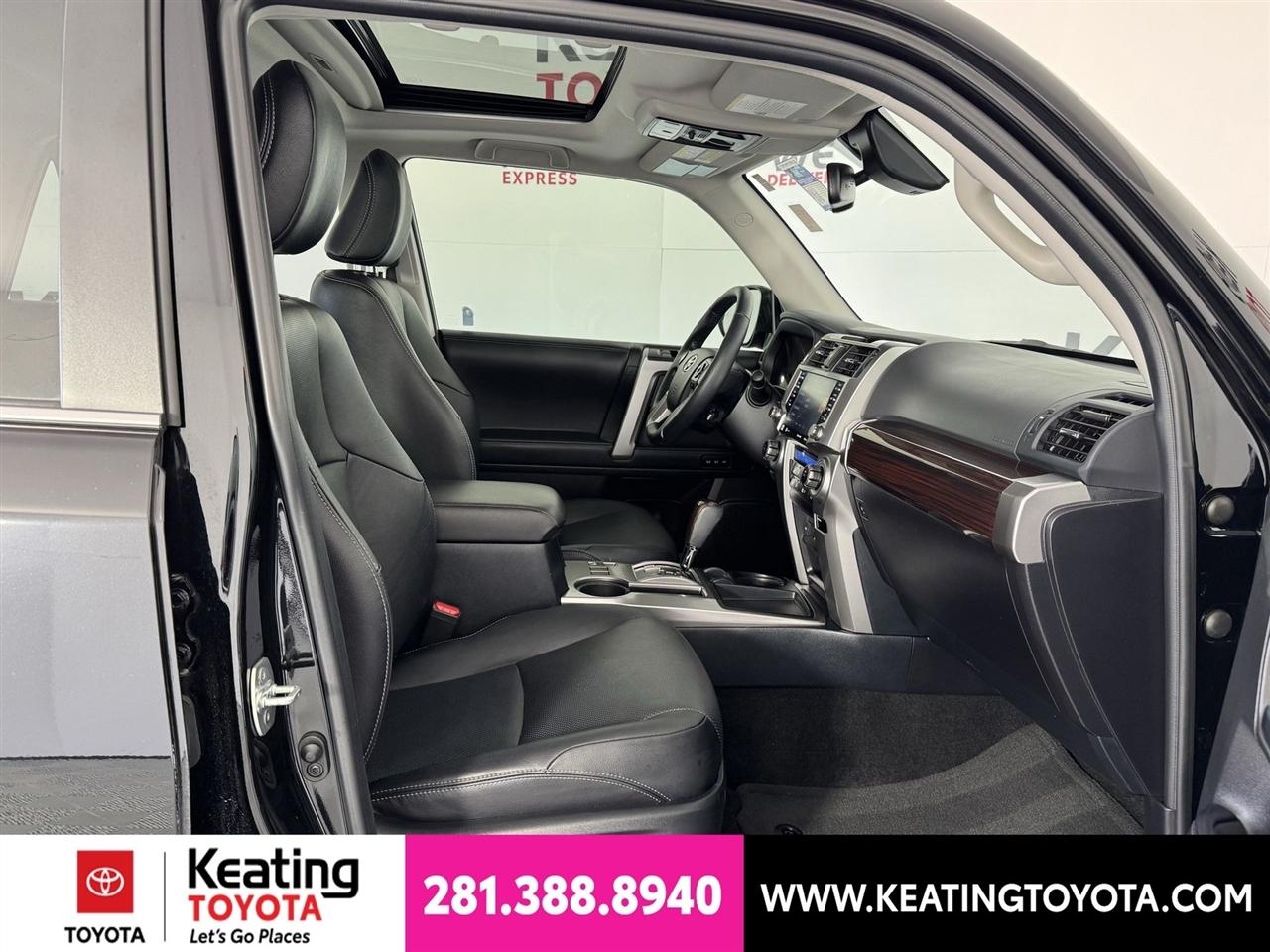 Toyota 4Runner Limited 2WD 2024