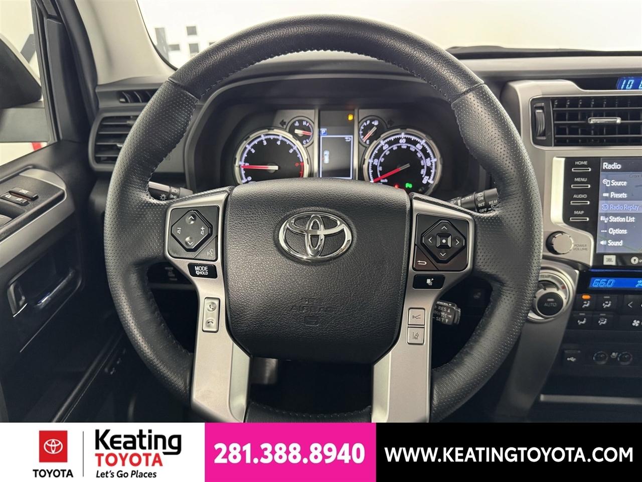 Toyota 4Runner Limited 2WD 2024