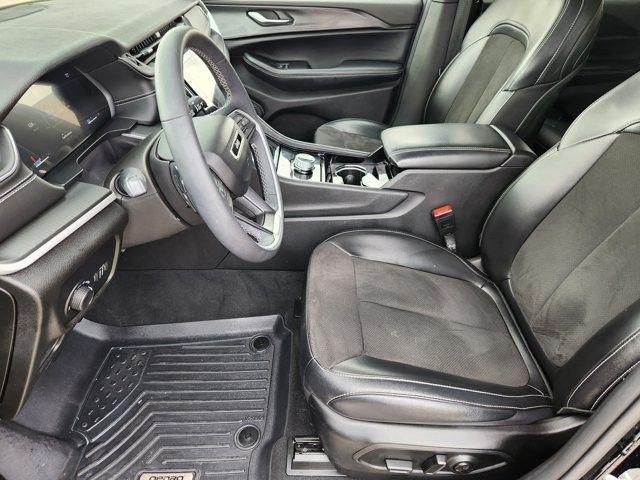 Jeep Grand Cherokee Laredo E 2WD 2023