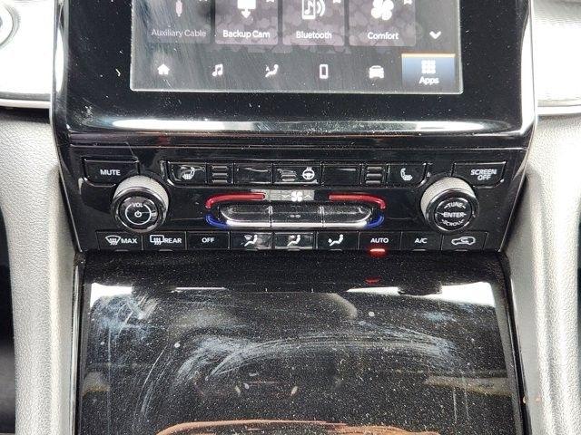 Jeep Grand Cherokee Laredo E 2WD 2023